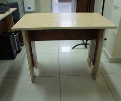 Стол офисный б/у - 2